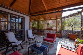 Amazing Penthouse with Terrace by Caracalla Rome
